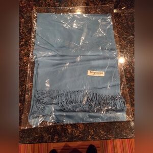 NWOT Pashmina Cashmere Wrap 70" x 26"
